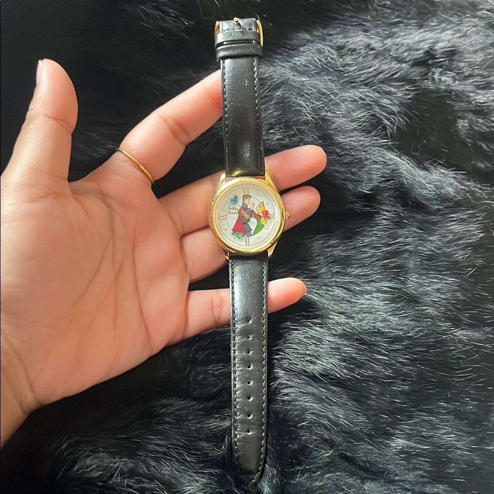 Vintage Sleeping Beauty Watch. Battery needss to be replaced